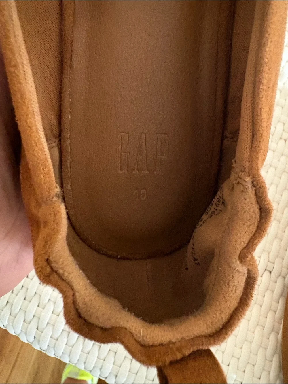 GAP Suede Ballet Flats in Chestnut